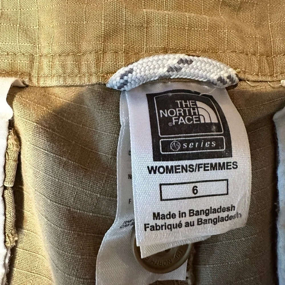 The North Face A5 Series Taupe Tan Cotton Ripstop Cargo Crop Capri Pants - Picture 3 of 8